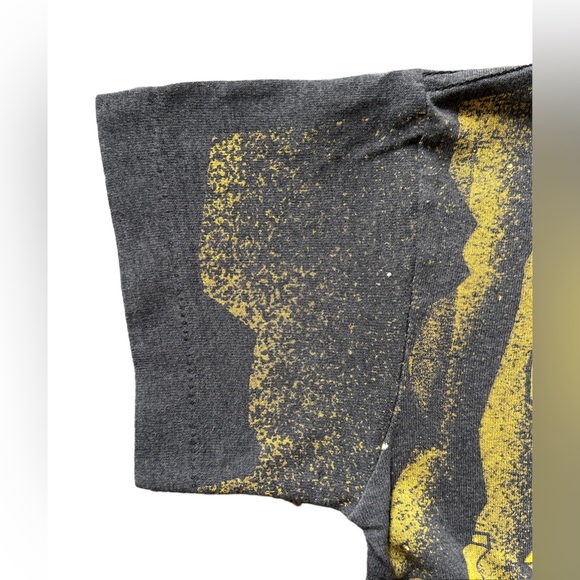 Vintage 1992 Looney Tunes Road Runner & Wile Coyote Single Stitch USA Shirt - Picture 6 of 6